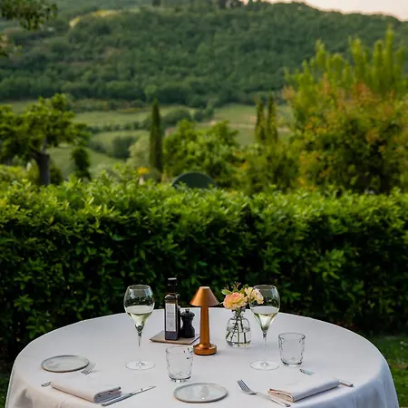 Lupaia Estadia no rancho Montepulciano Stazione